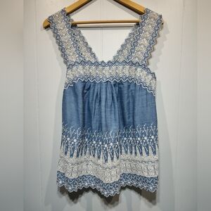 Gap‎ Chambray Lace Trim Tank Top Size Medium Blue Boho Crochet Sleeveless Blouse